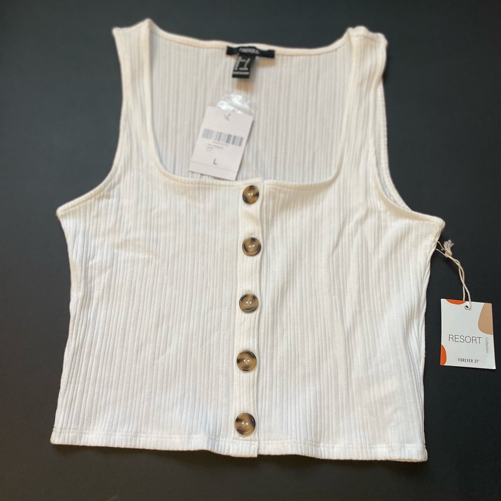 White crop top